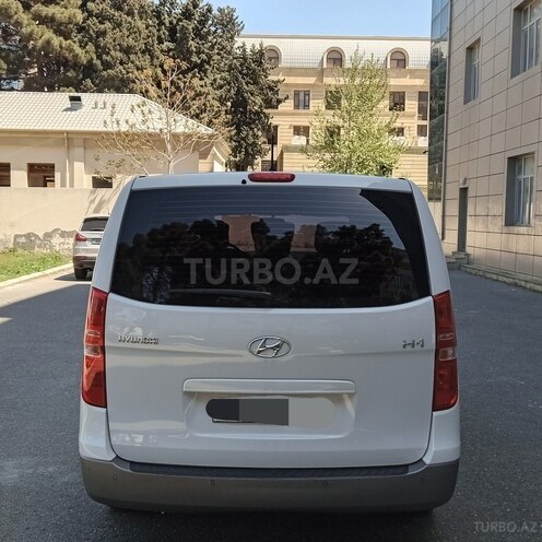 Hyundai H-1 2017, 150,000 km - 2.5 l - Bakı