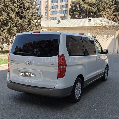 Hyundai H-1 2017, 150,000 km - 2.5 l - Bakı