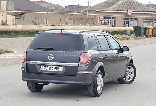 Opel Astra 2010, 179,000 km - 1.3 l - Bakı