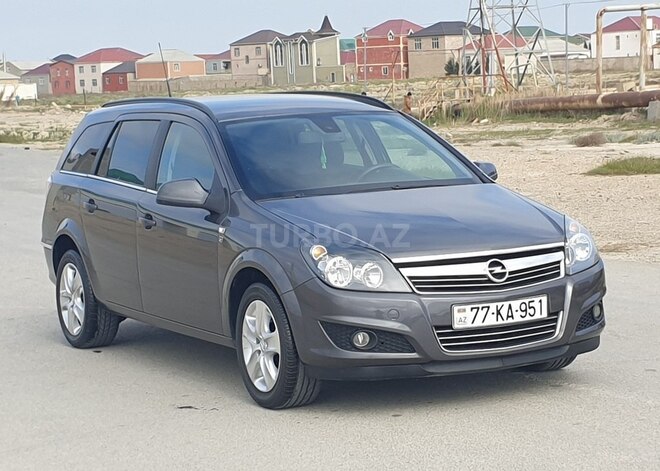 Opel Astra 2010, 179,000 km - 1.3 l - Bakı