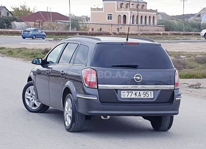 Opel Astra 2010, 179,000 km - 1.3 l - Bakı