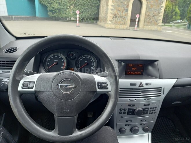 Opel Astra 2009, 187,546 km - 1.4 l - Qazax