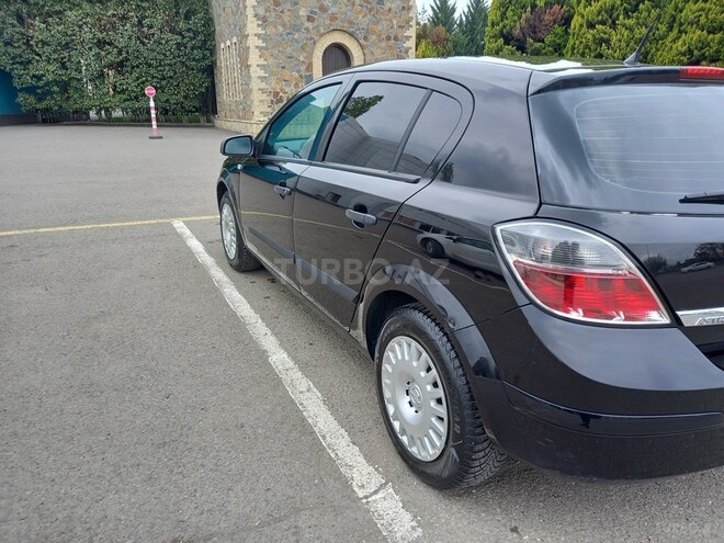 Opel Astra 2009, 187,546 km - 1.4 l - Qazax