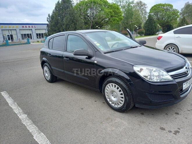 Opel Astra 2009, 187,546 km - 1.4 l - Qazax