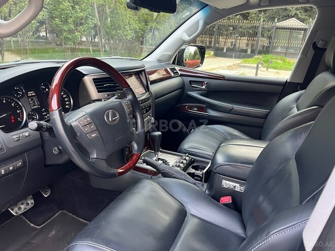 Lexus LX 570 2013, 124,000 km - 5.7 l - Bakı