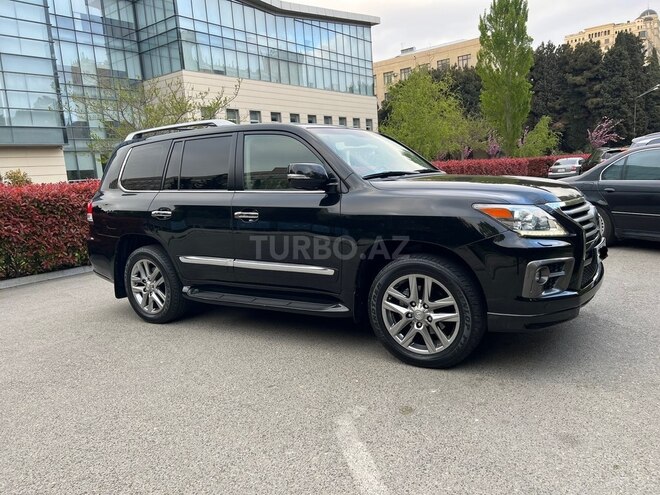 Lexus LX 570 2013, 124,000 km - 5.7 l - Bakı