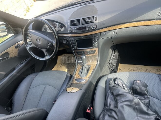 Mercedes E 200 2008, 261,000 km - 1.8 l - Bakı
