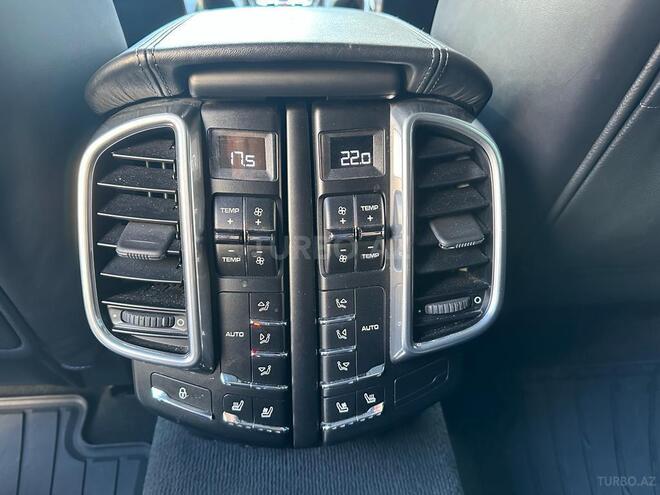 Porsche Cayenne Turbo 2014, 83,000 km - 4.8 l - Bakı