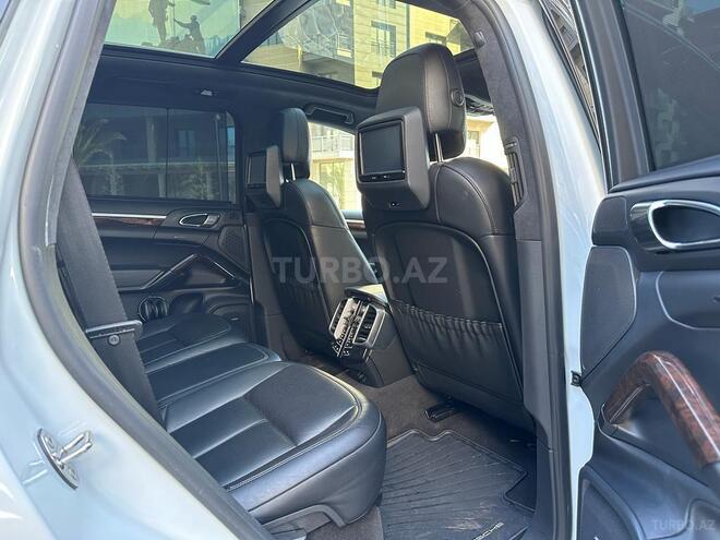 Porsche Cayenne Turbo 2014, 83,000 km - 4.8 l - Bakı