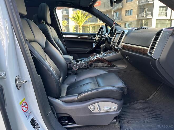 Porsche Cayenne Turbo 2014, 83,000 km - 4.8 l - Bakı