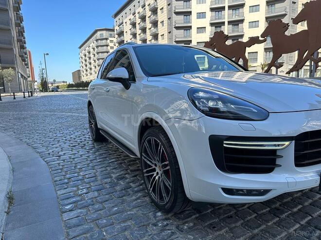 Porsche Cayenne Turbo 2014, 83,000 km - 4.8 l - Bakı