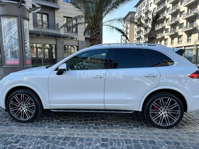 Porsche Cayenne Turbo 2014, 83,000 km - 4.8 l - Bakı