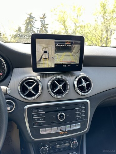 Mercedes GLA 250 2018, 27,000 km - 2.0 l - Bakı