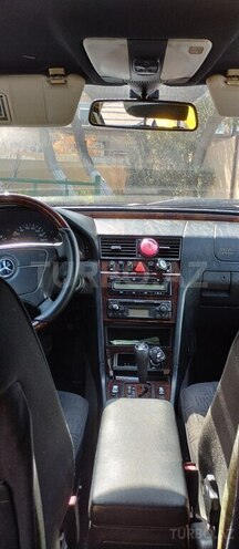 Mercedes C 220 1998, 379,000 km - 2.2 л - Bakı