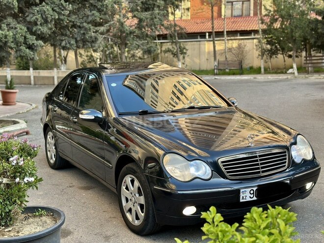 Mercedes C 240 2002, 390,000 km - 2.4 л - Bakı