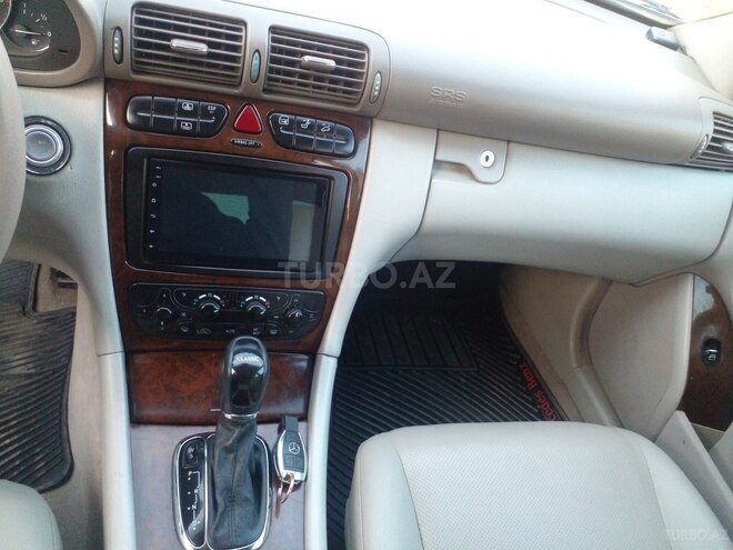 Mercedes C 240 2001, 178,000 km - 2.4 л - Bakı