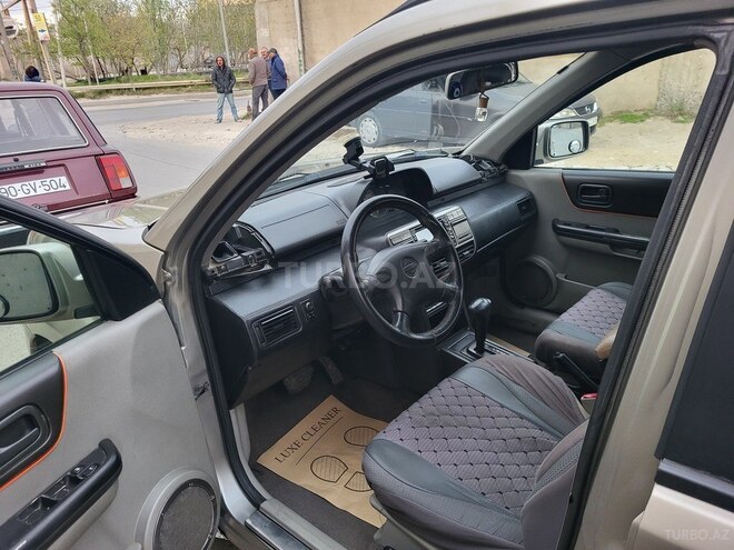 Nissan X-Trail 2001, 310,000 km - 2.0 l - Bakı