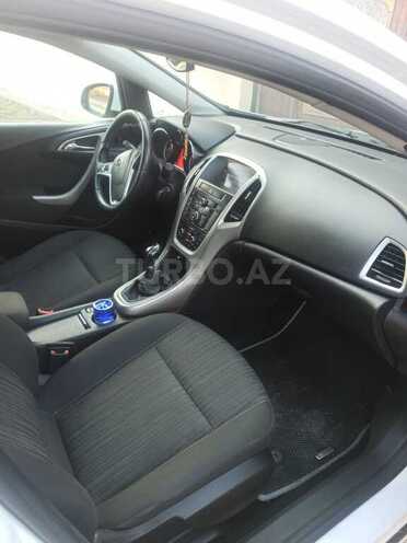 Opel Astra 2011, 220,000 km - 1.3 l - Gəncə