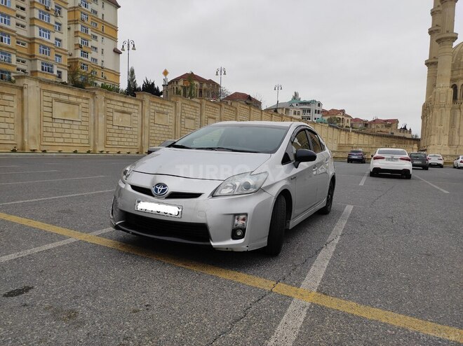 Toyota Prius 2009, 260,000 km - 1.8 л - Bakı