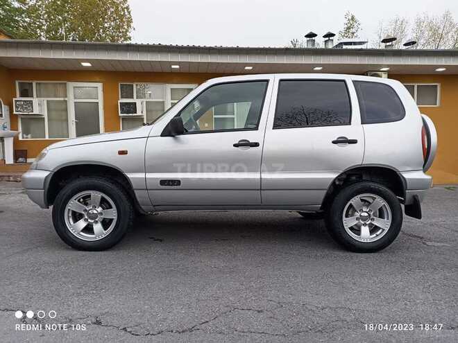 Chevrolet Niva 2008, 220,000 km - 1.7 l - Şəki