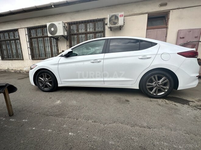 Hyundai Elantra 2018, 68,000 km - 2.0 л - Bakı