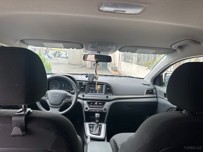 Hyundai Elantra 2018, 68,000 km - 2.0 л - Bakı