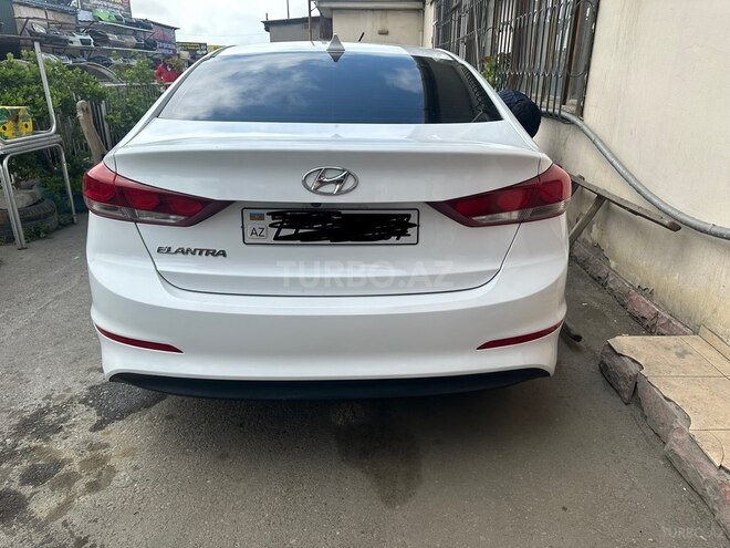 Hyundai Elantra 2018, 68,000 km - 2.0 л - Bakı