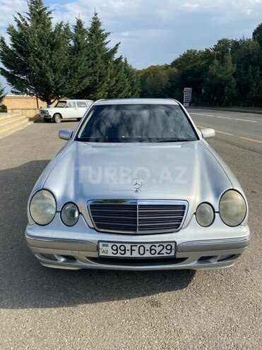 Mercedes E 240 2000, 155,000 km - 2.4 l - Qusar