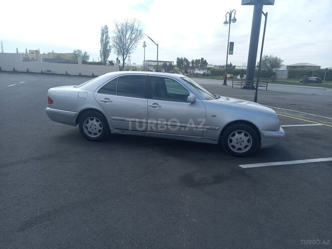 Mercedes E 220 1996, 400,000 km - 2.2 l - Bakı