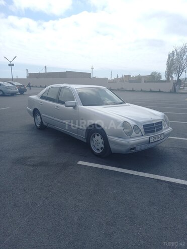 Mercedes E 220 1996, 400,000 km - 2.2 l - Bakı