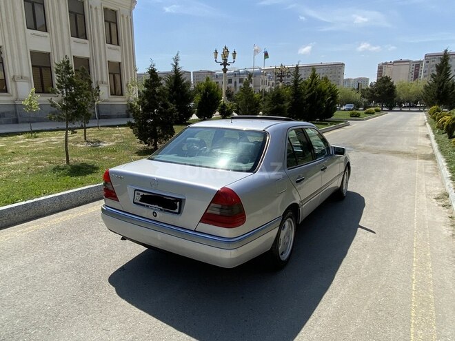 Mercedes C 200 1995, 180,000 km - 2.0 l - Bakı