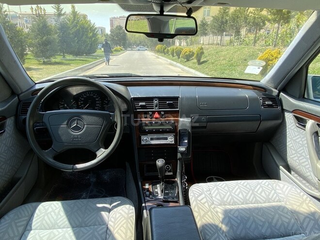 Mercedes C 200 1995, 180,000 km - 2.0 l - Bakı