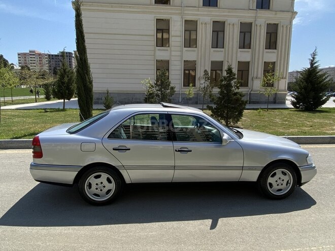 Mercedes C 200 1995, 180,000 km - 2.0 l - Bakı