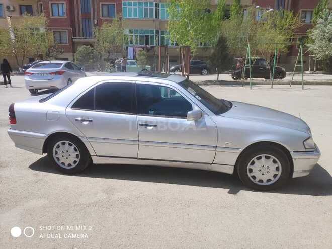 Mercedes C 180 1999, 328,059 km - 1.8 л - Bakı