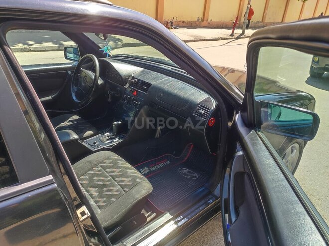 Mercedes C 220 1998, 450,000 km - 2.2 l - Bakı