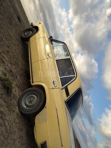 LADA (VAZ) 2106 1988, 66,235 km - 1.3 l - Salyan