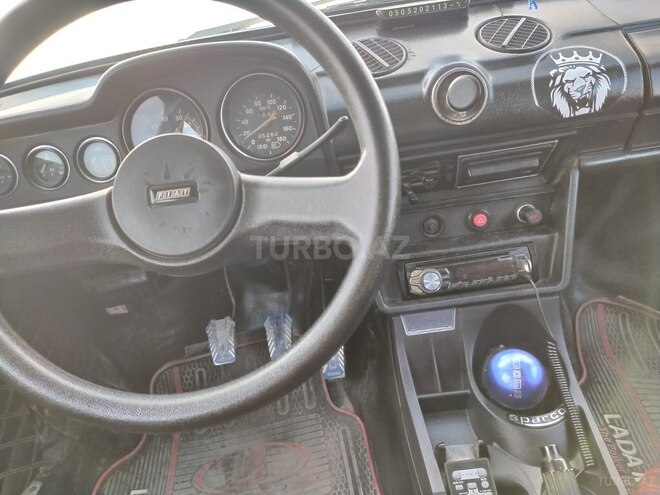 LADA (VAZ) 2106 1988, 66,235 km - 1.3 l - Salyan