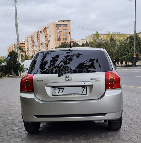 Toyota Corolla 2004, 248,000 km - 1.4 l - Bakı