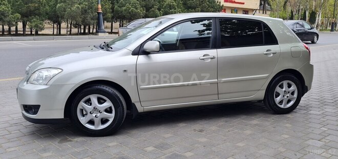 Toyota Corolla 2004, 248,000 km - 1.4 l - Bakı