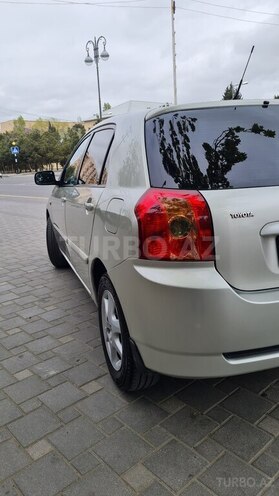 Toyota Corolla 2004, 248,000 km - 1.4 l - Bakı