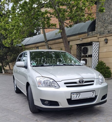 Toyota Corolla 2004, 248,000 km - 1.4 l - Bakı