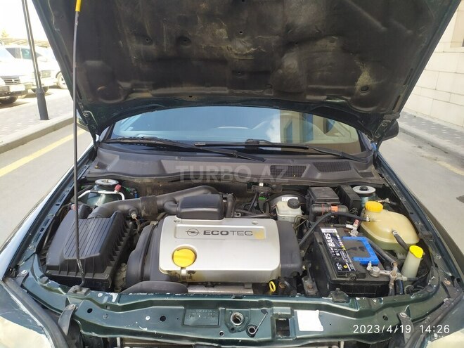 Opel Astra 1999, 304,000 km - 1.6 l - Quba
