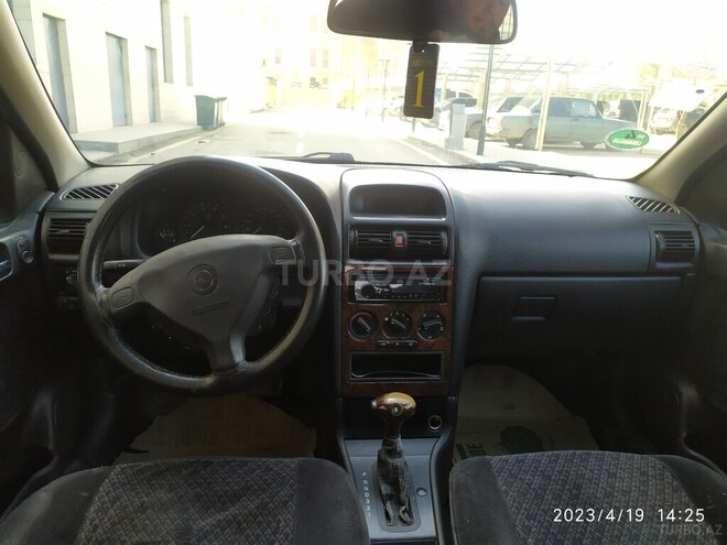 Opel Astra 1999, 304,000 km - 1.6 l - Quba