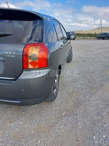 Toyota Corolla 2004, 250,000 km - 1.4 l - Sumqayıt