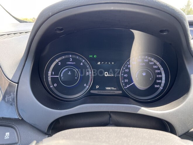 Hyundai Grandeur 2015, 188,700 km - 2.2 л - Bakı