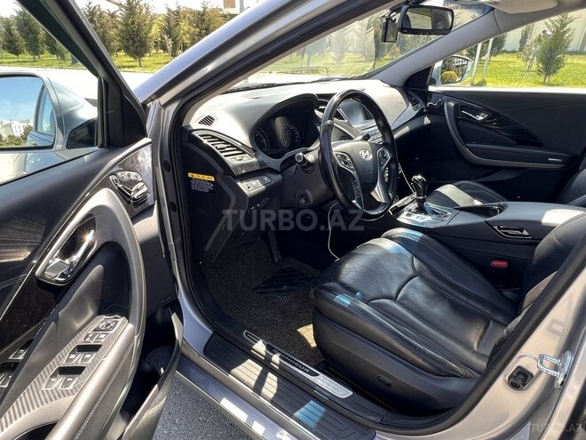 Hyundai Grandeur 2015, 188,700 km - 2.2 л - Bakı