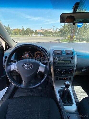 Toyota Corolla 2007, 178,000 km - 1.4 l - Bakı