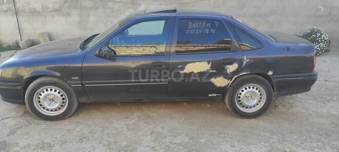 Opel Vectra 1994, 250,000 km - 2.0 л - Bakı