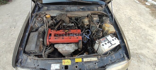 Opel Vectra 1994, 250,000 km - 2.0 л - Bakı