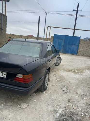 Mercedes E 230 1988, 357,000 km - 2.3 л - Bakı